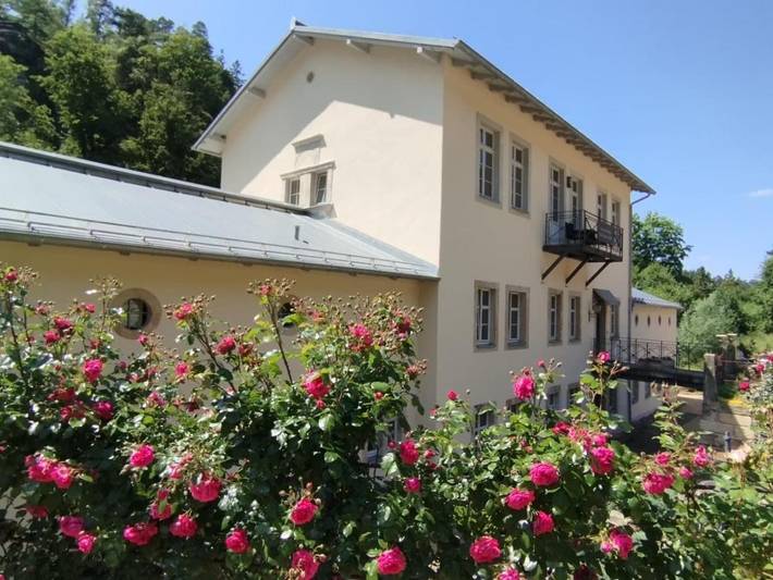Ferienwohnung für 2 Personen, mit Terrasse und Garten sowie Ausblick in Rosenthal-Bielatal