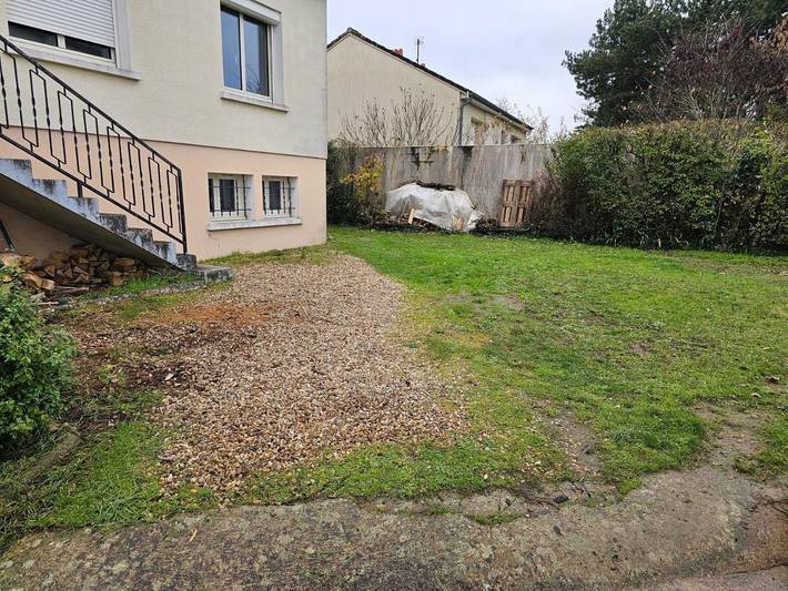 Gîte pour 4 personnes, avec terrasse et jardin à Naintré - 2