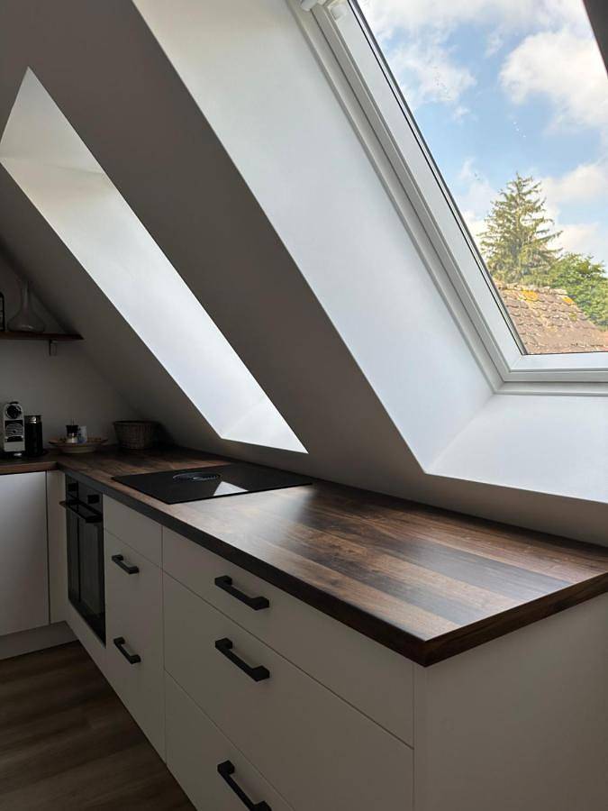 Ganze Wohnung, Exklusive Maisonette-Wohnung am Rande von Freiburg im Breisgau in Merzhausen, Südschwarzwald