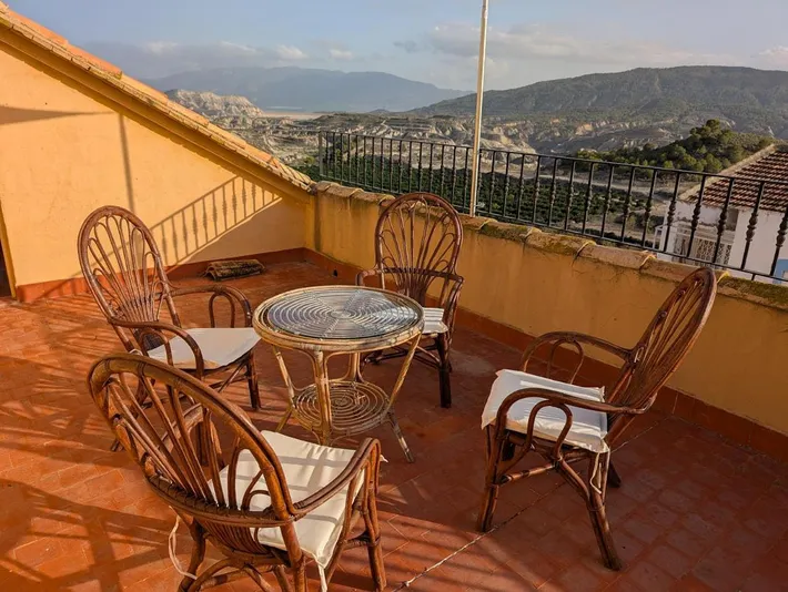 Ferienhaus für 6 Personen, mit Ausblick und Seeblick sowie Balkon - 1