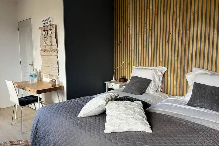 Location de vacances pour 2 personnes, avec piscine à Marat - 2