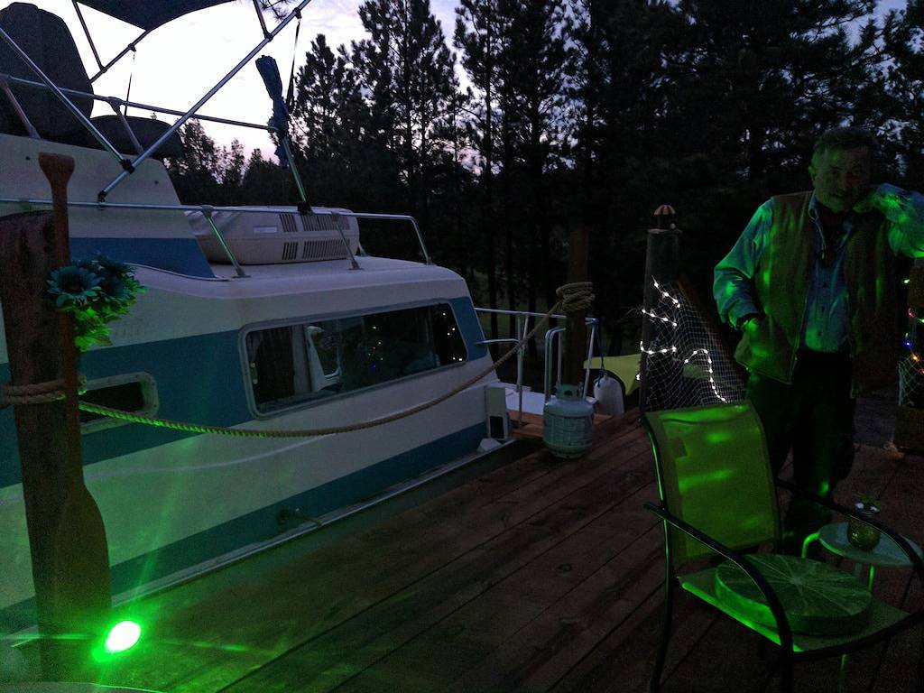 Glamping for 6 Guests in Wind Cave National Park, South Dakota