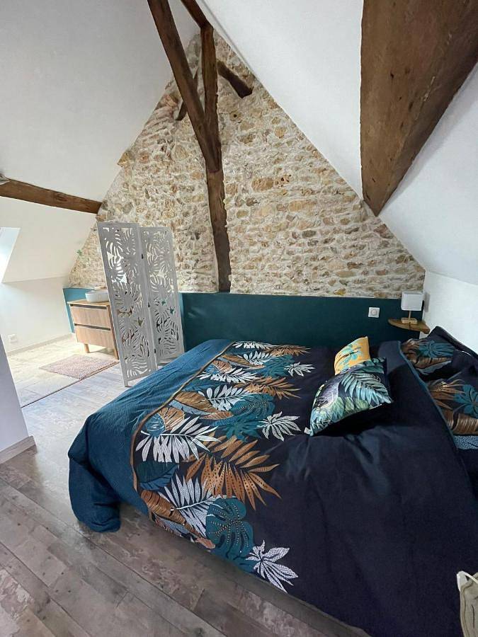 Location de vacances pour 4 personnes, avec jardin ainsi que piscine et vue à Prissac - 3