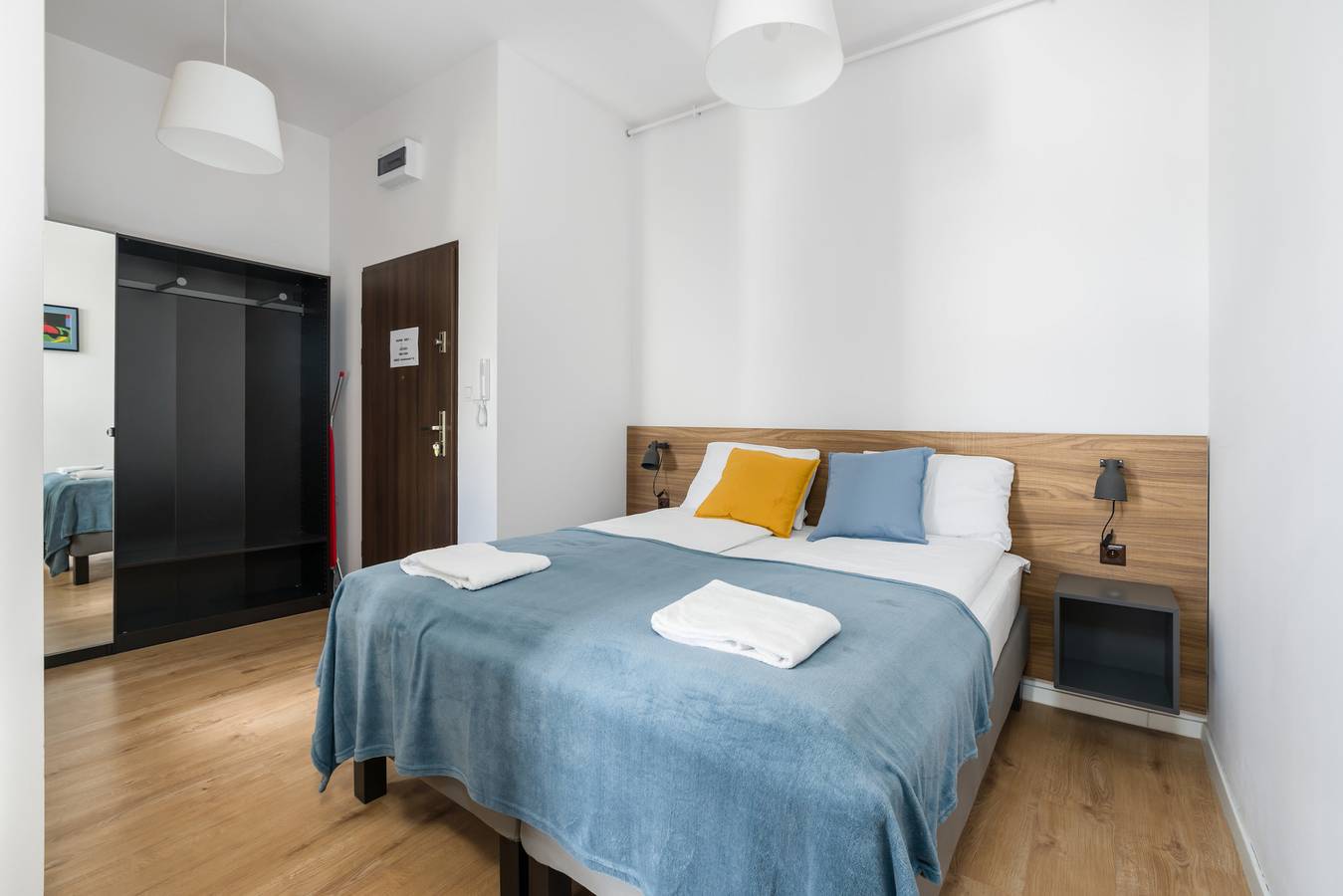Ganze Ferienwohnung, Cozy Studio in the Center | Balcony and Close to Market Square in Posen, Großpolen