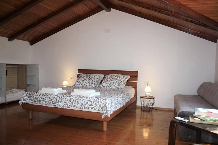 Familienfreundliche Landhaus Marie mit beheiztem Pool, Grillplatz, 5 Personen in Krk Stadt, Krk