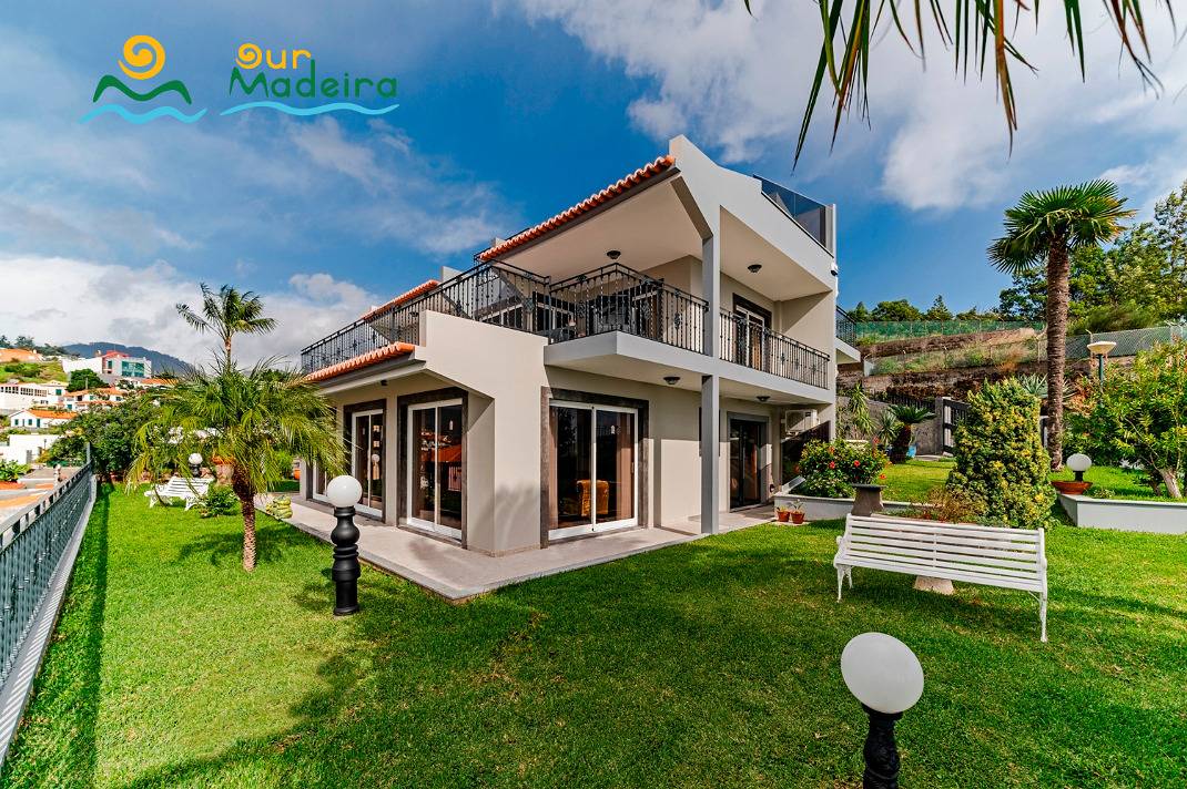 Fabulous villa in Funchal, large pool | Belair in Santo António (Madeira), Madeira