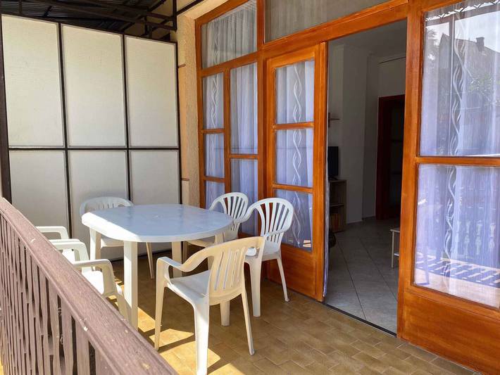 Ferienhaus nur 180 m vom Strand in Balatonmariafürdö, Plattensee Südufer