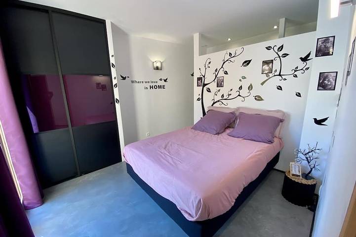 Location de vacances pour 8 personnes, avec jardin et terrasse dans Montlegun - 2