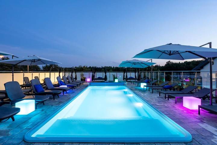 Ferienwohnung für 6 Personen, mit Pool und Ausblick sowie Garten - 1