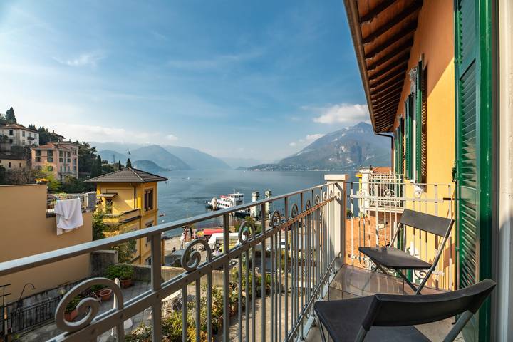 Apartamento para 4 personas, con vistas al lago y balcón en Municipio de Varenna