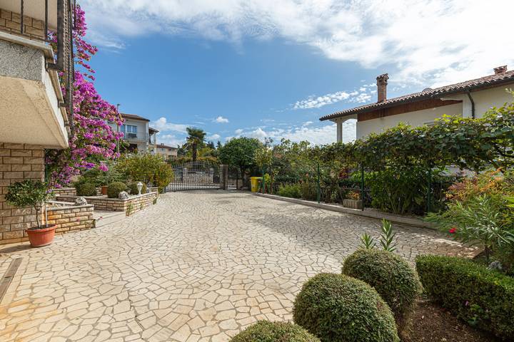 Ganze Wohnung, Apartment für vier Personen Nr. 1 (a) in Poreč, Grad Poreč