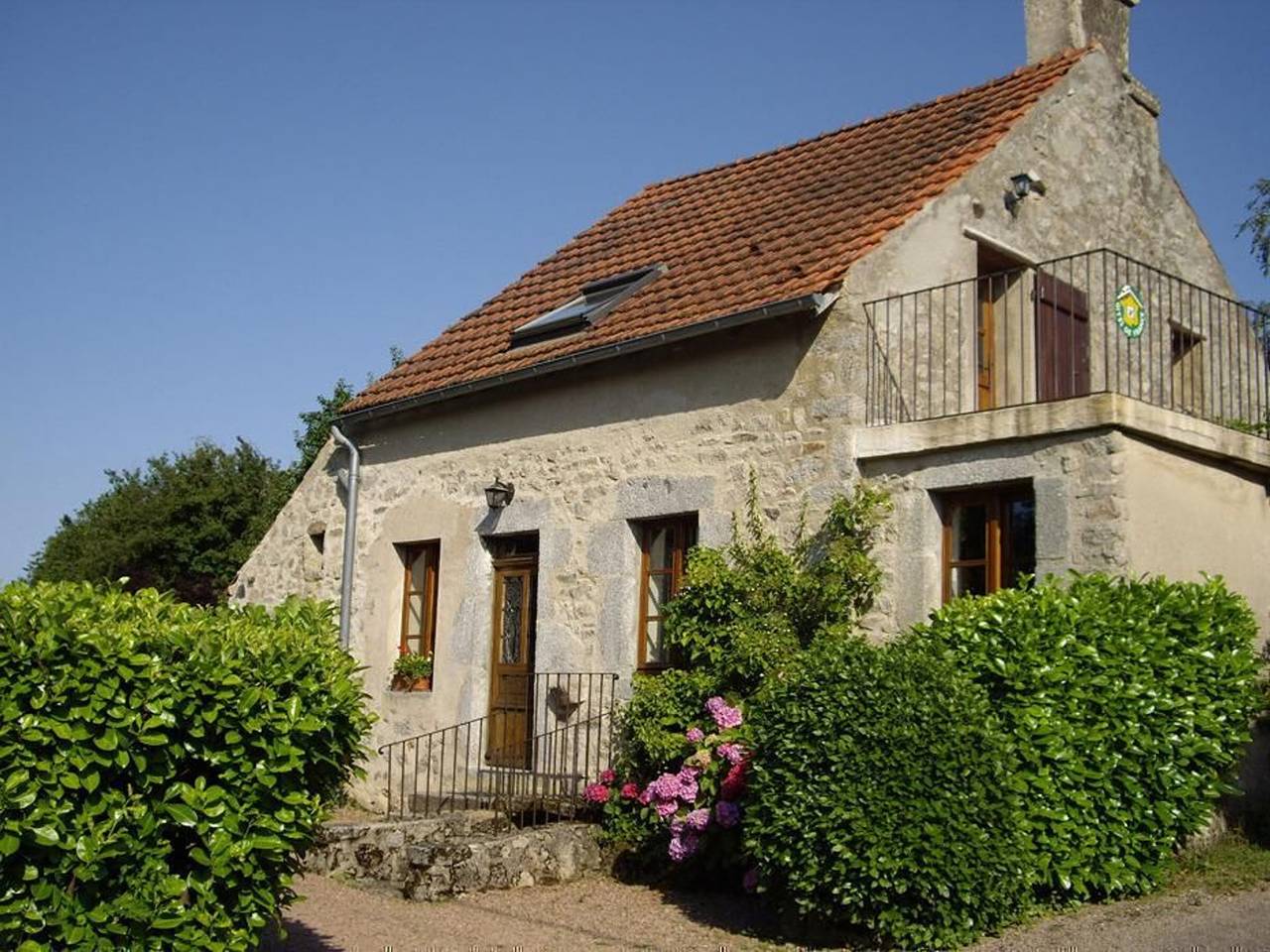 Charmantes 18. Jhdt. Cottage mit Garten im Morvan in Saint-Martin-du-Puy, Naturpark Morvan