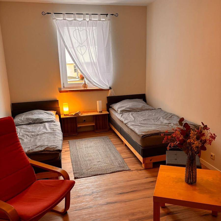 Ganze Wohnung, Two-Bedroom Apartment in Schleiz, Saaleland
