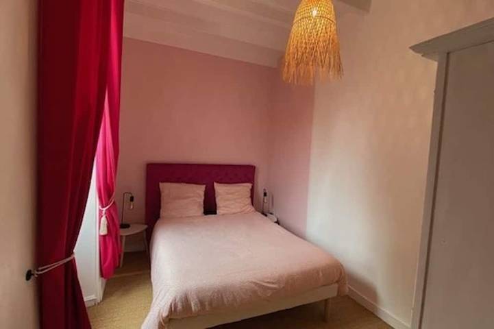 Location de vacances pour 12 personnes, avec terrasse et jardin à Champagné-les-Marais - 3