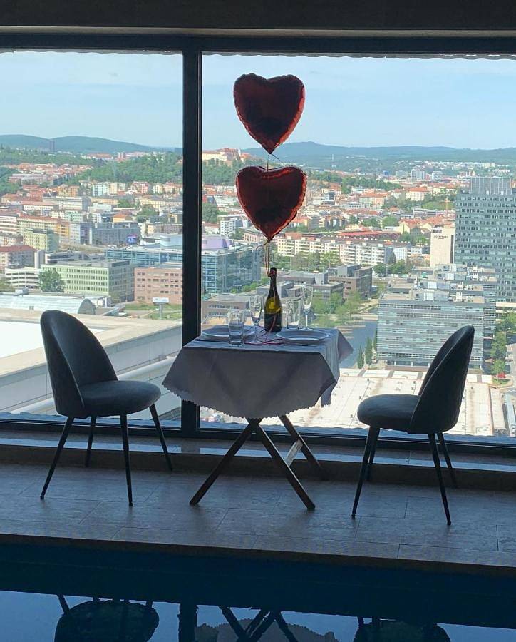 Appartement entier, Az Tower Apartment in Horní Heršpice, Brno