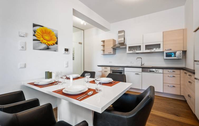 Ganze Ferienwohnung, Familienfreundliche Ferienwohnung in der Nähe des Wörthersees und des Stadtzentrums von Maria Wörth in Pörtschach am Wörthersee, Klagenfurt-Land