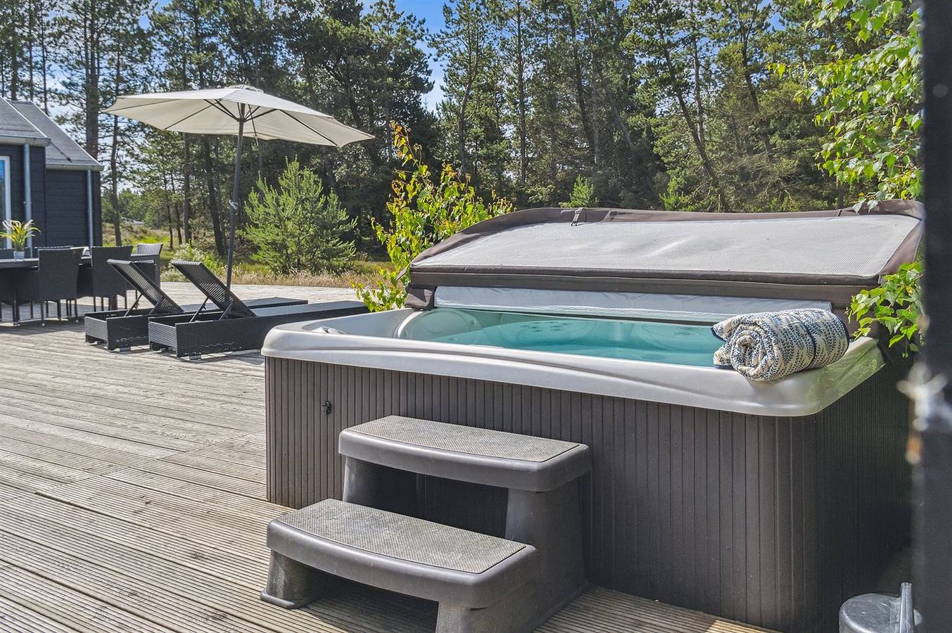 Pet friendly home in Rømø with sauna in Sønderstrand, Tagholm