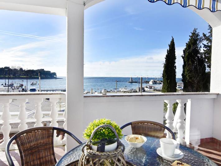 Vakantiewoning voor 2 personen, with Balkon and Terras as well as Tuin in Savudrija