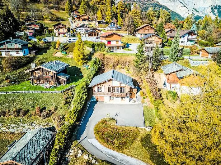Chalet für 8 Personen, mit Garten in Leytron
