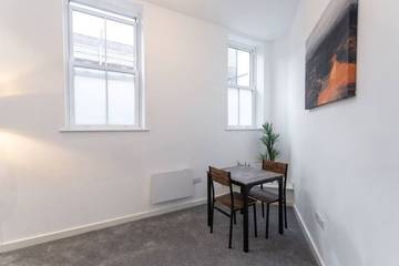 Apartment for 3 People in Swindon, North Wessex Downs, Photo 2