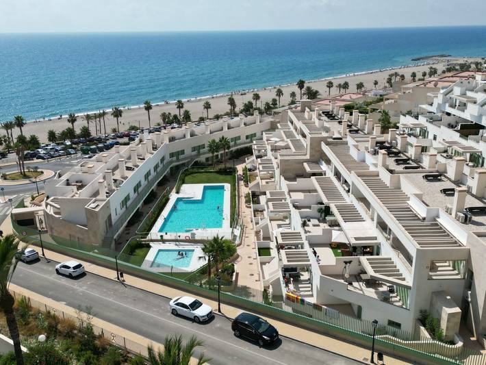 Apartment for 3 people, with terrace and garden as well as pool in Mojácar