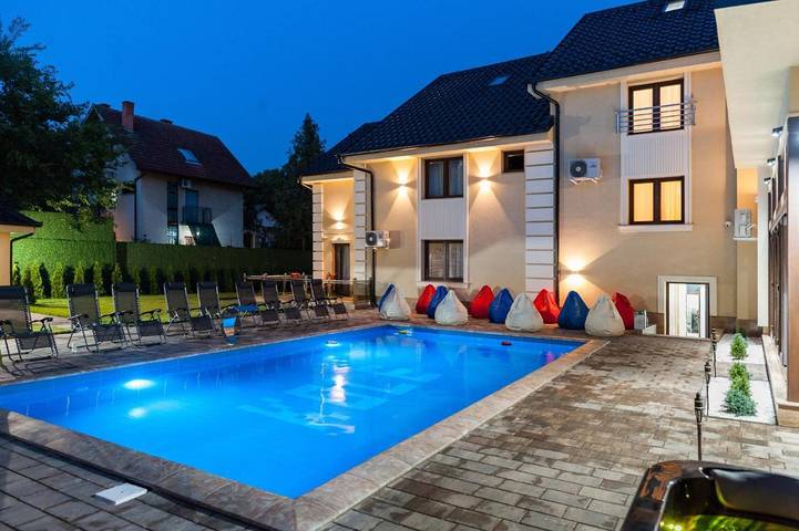 Chambre d’hôte pour 2 personnes, avec sauna et piscine ainsi que jardin et vue dans Палић - 3