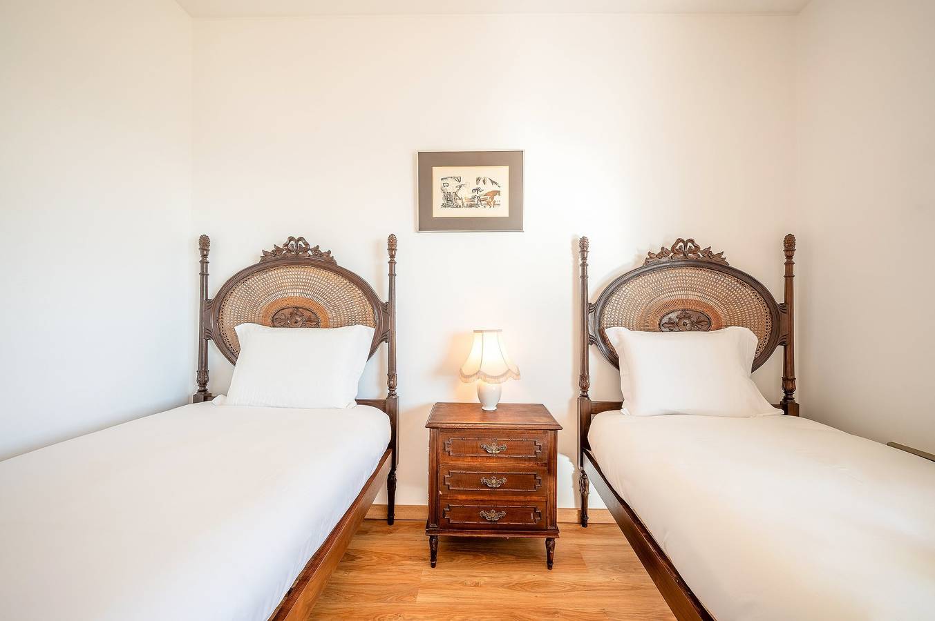 Ganze Wohnung, Ferienwohnung für 6 Personen mit Balkon in Lissabon, Costa de Lisboa