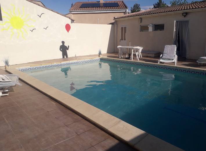 Gîte pour 2 personnes, avec piscine ainsi que terrasse et jardin dans l' Aude - 2