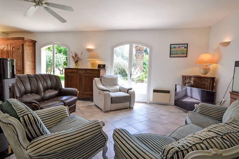 Mas des Lavandes by Interhome in Graveson, Arles region