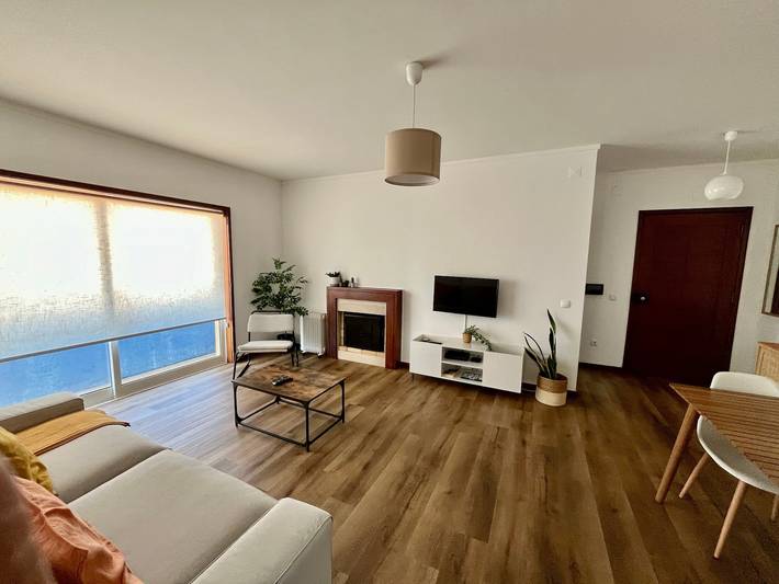 Ganze Wohnung, Ferienwohnung "Onda Beach House" mit Meerblick, Gemeinschaftspool und Wlan in Cortegaça, Aveiro Distrikt