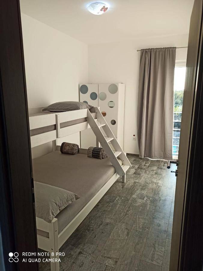 Villa pour 12 personnes, avec jardin et piscine ainsi que sauna et vue à Biograd na Moru - 4