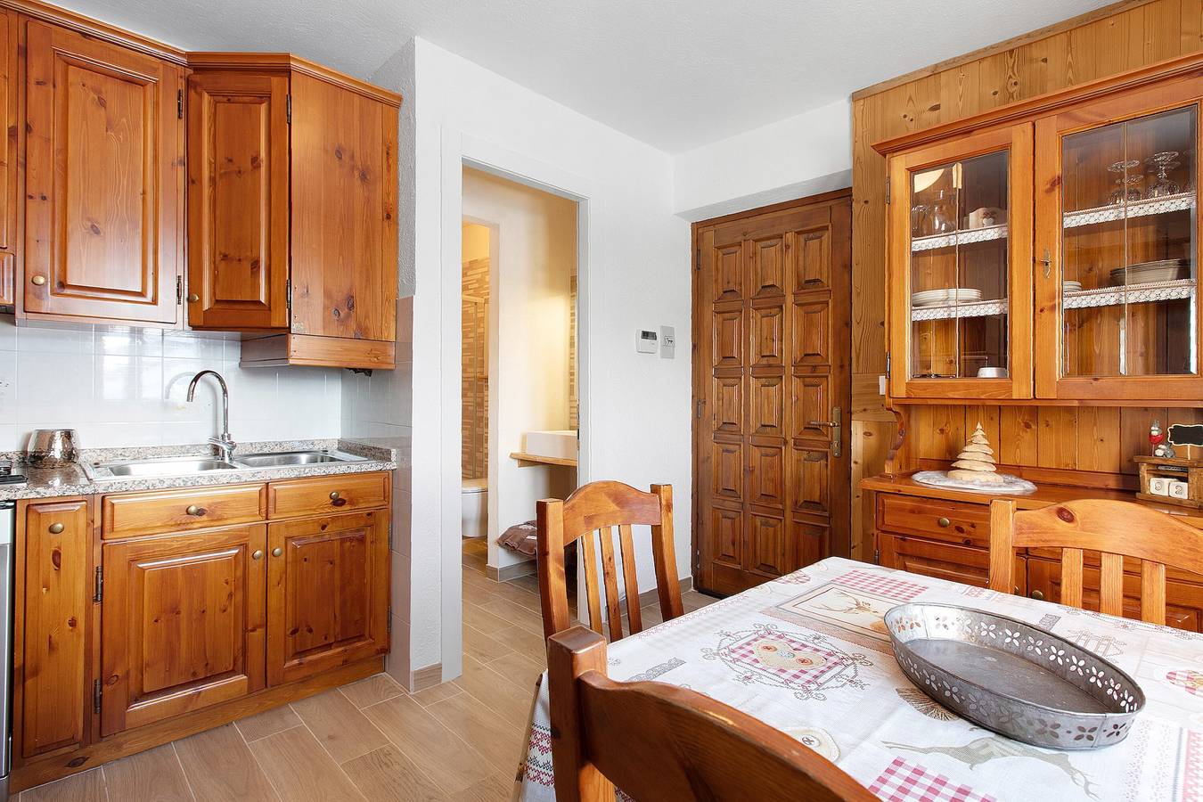 Geheel appartement, Appartement 'Vacanze' met Uitzicht op de Bergen, Balkon en Wi-Fi in Plan Praz (Gressan), Comune di Gressan