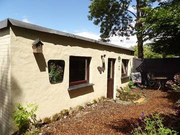 Gîte pour 2 personnes, avec jardin à Viroinval