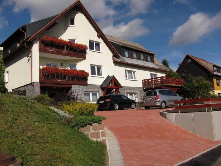 Ferienwohnung für 4 Personen, mit Balkon im Erzgebirge - 2