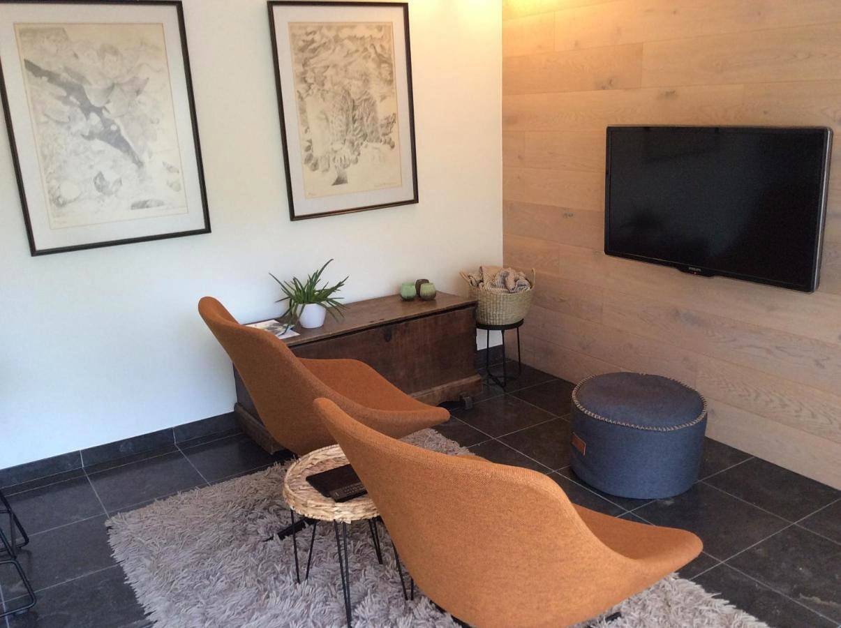 Double Room with Private Bathroom in Zottegem, Province de Flandre-Orientale