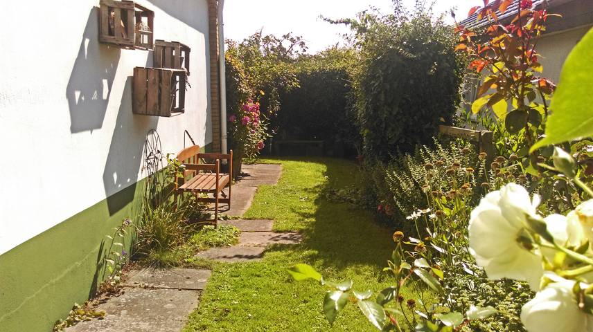 Ferienhaus für 3 Personen, mit Balkon/Terrasse und Terrasse sowie Garten in Büsum-Wesselburen - 3