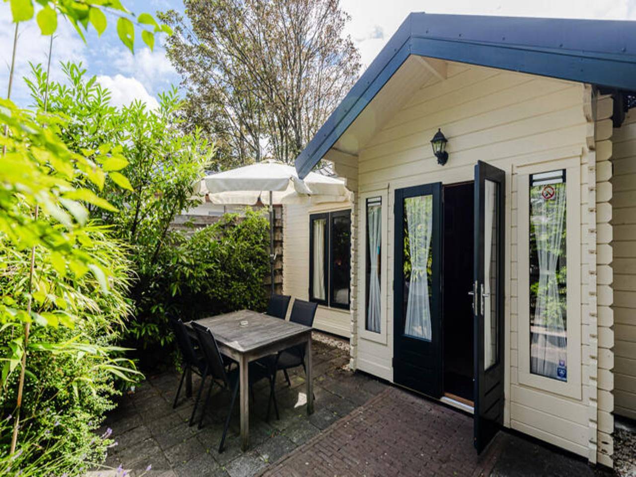 Ganze Wohnung, Chalet in Zandvoort nahe Strand in Zandvoort, Niederländische Nordsee