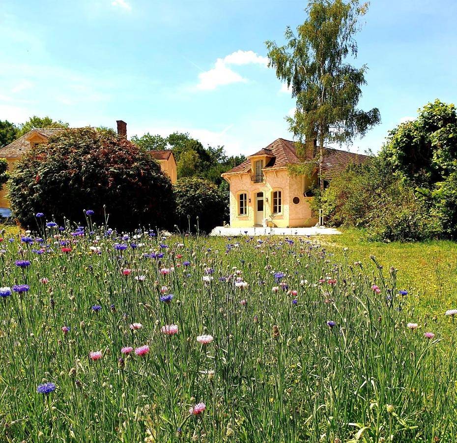 Double Room with Garden View in Gambais, Parc naturel régional de la Haute Vallée de Chevreuse