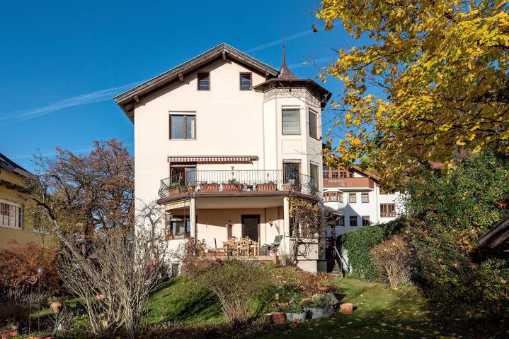 Ferienwohnung für 5 Personen, mit Balkon und Terrasse sowie Garten und Ausblick in Kufstein