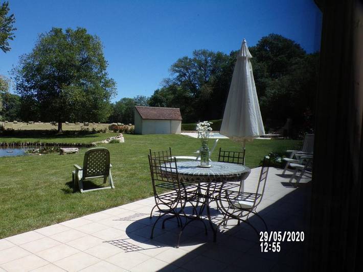 Location de vacances pour 2 personnes, avec jardin et piscine à Unverre - 4