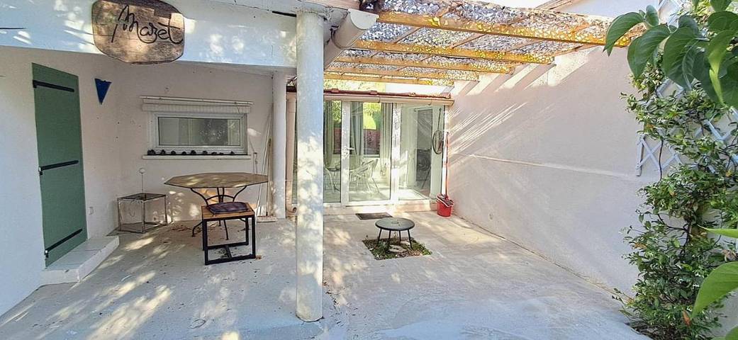 Location de vacances pour 5 personnes, avec terrasse et jardin à Cabrières (Gard) - 3