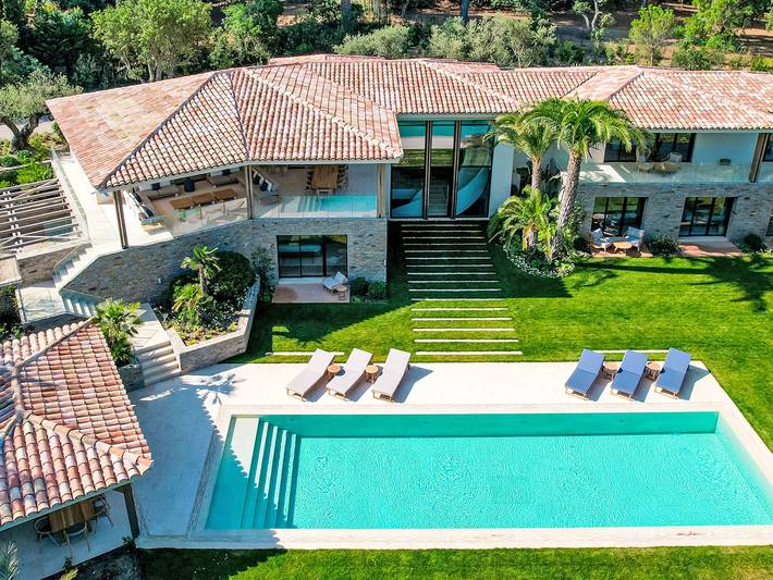 Ferienhaus für 14 Personen, mit Sauna und Garten sowie Kinderpool und Terrasse, mit Haustier in Saint-Tropez