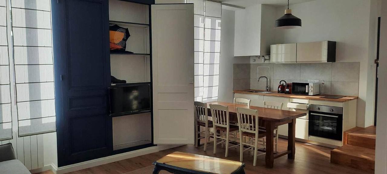 Appartement entier, One-Bedroom Apartment in Oyonnax, Nantua