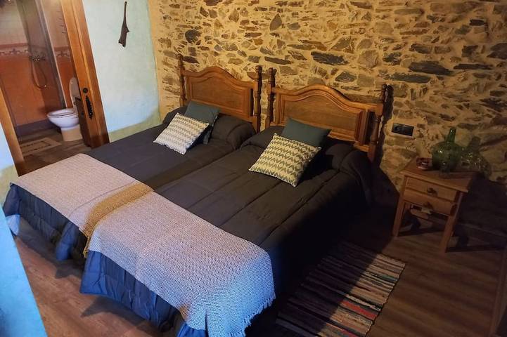 Acogedora Casa Rural La Moraquintana en norte de Cáceres ideal familias in Santibáñez el Bajo, Provincia de Cáceres