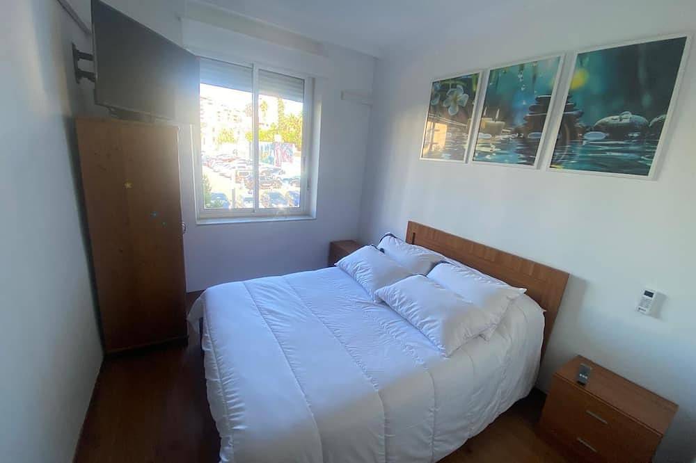 Apartamento entero, Habitaciónes en alquiler a plaza de toros a alicante España in Campoamor, Alicante