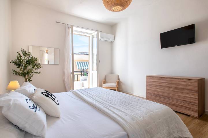 Hel lejlighed, Ferielejlighed for 6 personer med balkon in Pivarada, Alghero
