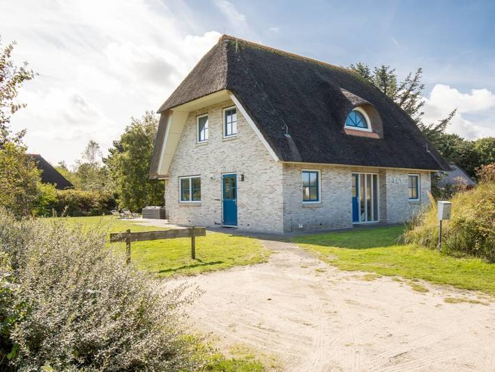 Ferienhaus für 8 Personen, mit Terrasse und Garten sowie Sauna in Nes