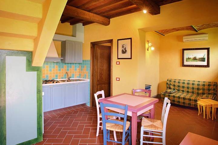 Appartamento intero, Appartamento Cabianca Agriturismo I Macchiaioli con piscina, Wi-Fi e aria condizionata in Monsummano Terme, Provincia di Pistoia