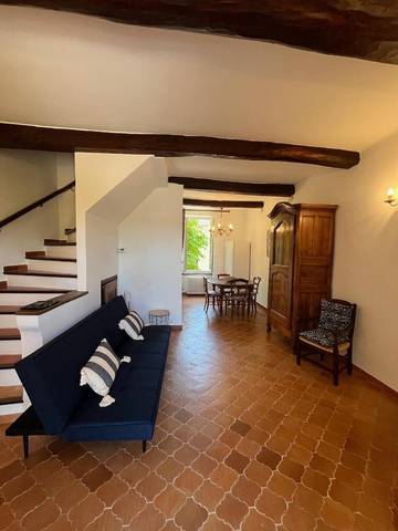 Gîte pour 2 personnes, avec terrasse et vue à Banon