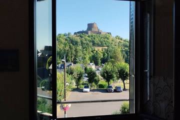Gîte pour 4 personnes, avec jardin dans Office De Tourisme De Murolo